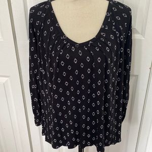 Old Navy Black Shirt Size XL
